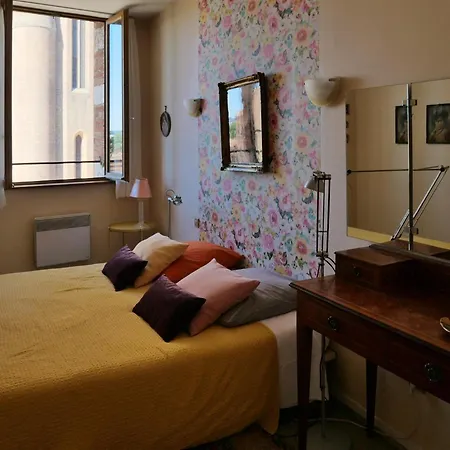 D'elvire Bed & Breakfast 3*