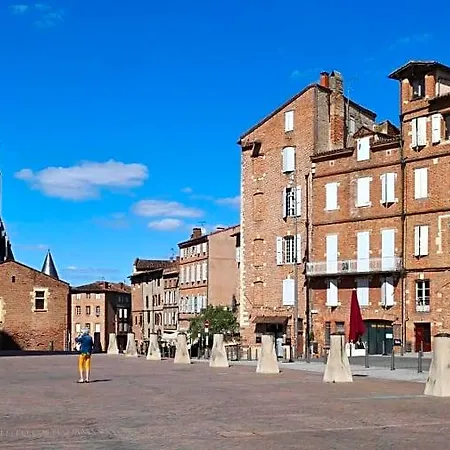 Bed & Breakfast D'elvire 3*
